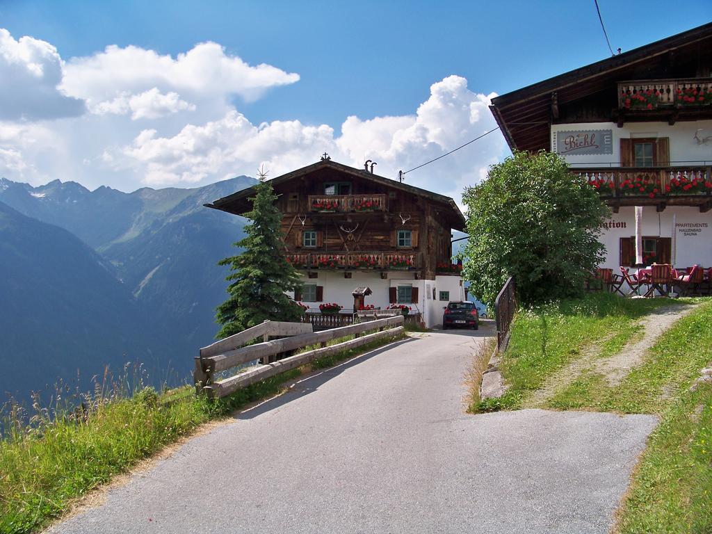 Gastehaus Bichl Hotel Umhausen Exterior photo