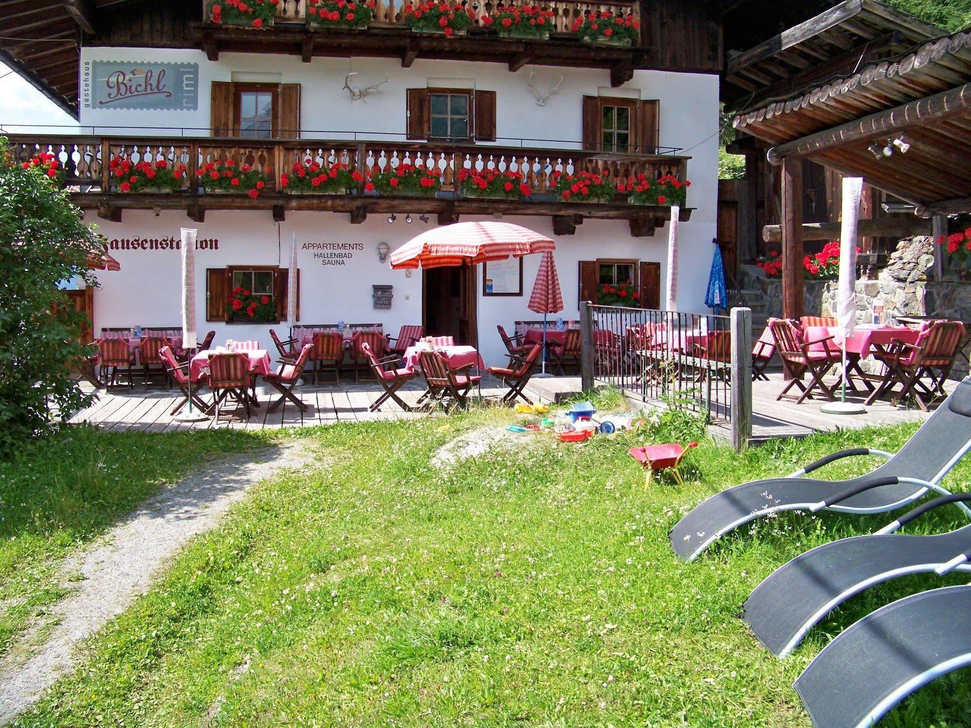 Gastehaus Bichl Hotel Umhausen Exterior photo